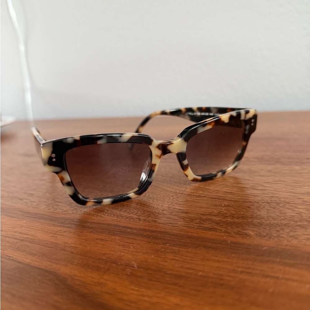Warby Parker - Stylish Tortoise Shell Sunglasses